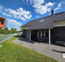 Familientraum! Freistehendes Einfamilienhaus mit unverbautem Blick in die Feldmark - Rennau / Ahmstorf