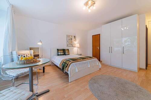 Wohnen - 1 Zimmer Etagenwohnung zur Miete in Frankfurt am Main