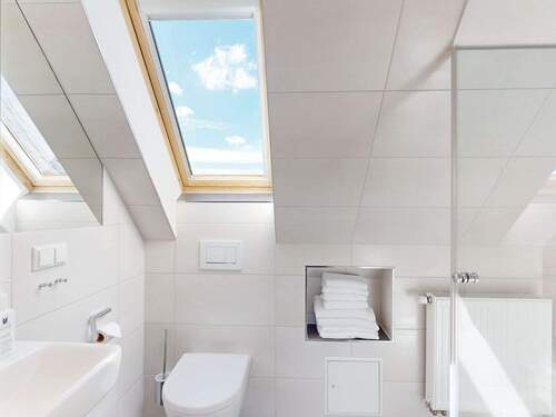Tageslichtduschbad im 2.Dachgeschoss - 
