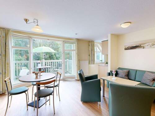 Bild 3 - 4 Zimmer Etagenwohnung in Kühlungsborn