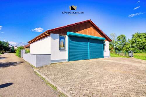 100 m² Garage plus 70m² Dachboden - 