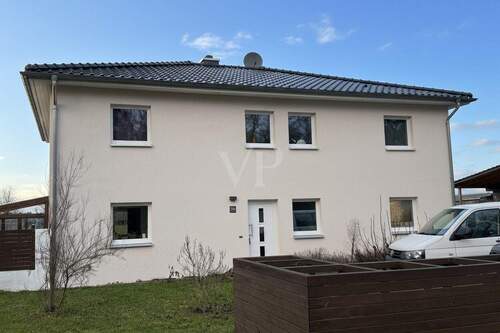 Süd Ost Süd - Einfamilienhaus mit 220,00 m&sup2; in Werneuchen OT Hirschfelde zum Kaufen