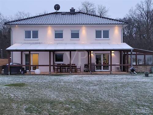 Blick aus dem Garten - 