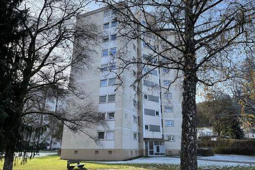 Wohngebäude - 3 Zimmer Etagenwohnung zum Kaufen in Tuttlingen