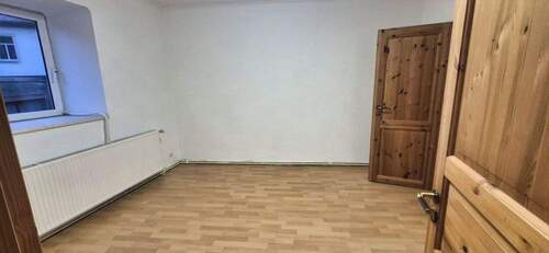 Wohnraum-EG - Reihenmittelhaus mit 130,00 m&sup2; in Querfurt zum Kaufen