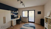 Gestaltungsbeispiel Zimmer OG KI basiert - 