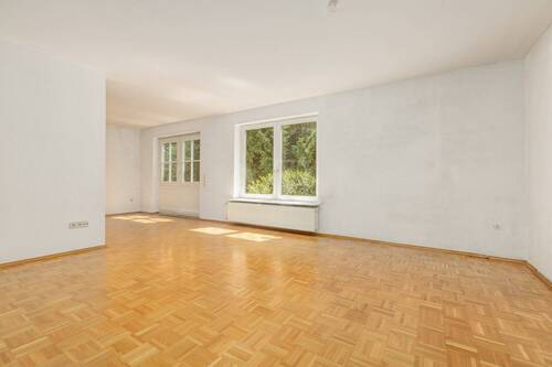 Zimmer II - Bungalow mit 362,00 m&sup2; in Kelkheim (Taunus) zum Kaufen