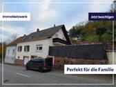 HOM-Kirr-180-Titelbild - geräumiges Familienhaus mit sonnigem Stufengarten in zentraler ruhiger Lage