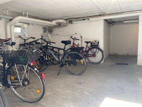 allgemeiner Fahrradkeller - 