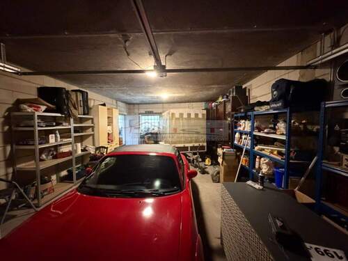 Garage - 