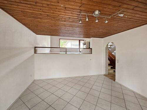 Split-Level - 