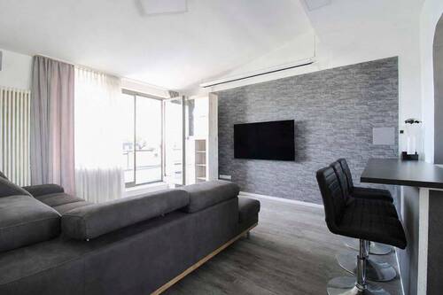 Wohnzimmer - 3 Zimmer Einfamilienhaus zum Kaufen in Mainz