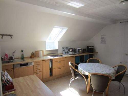 IMMER NOCH DIE KÜCHENANSICHT - 