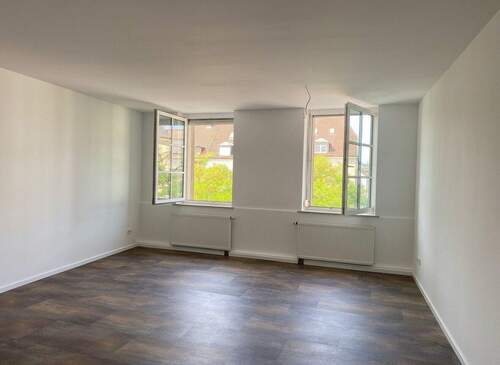 Wohnzimmer - 4 Zimmer Etagenwohnung in Schweinfurt