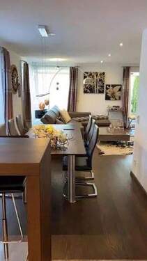 Essbereich EG - 6 Zimmer Doppelhaushälfte in Planegg