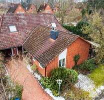 Viel Raum für Groß und Klein - Einfamilienhaus mit Einliegerwohnung in Lüneburg