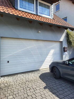 Doppelgarage - 8 Zimmer Mehrfamilienhaus, Wohnhaus zum Kaufen in Heldburg