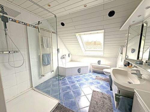 Badezimmer OG - 