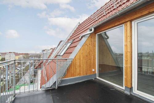 Balkon und Dach - 