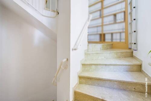 Treppenhaus 1. OG zum 2. OG - 