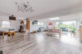 Wohn- und Essbereich - 5 Zimmer Einfamilienhaus zum Kaufen in Neuhausen ob Eck / Worndorf