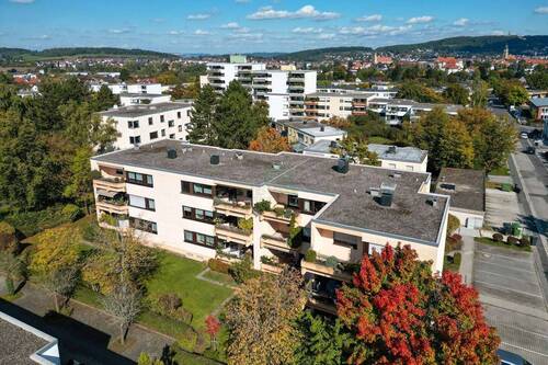 Luftbild - 4 Zimmer Etagenwohnung zum Kaufen in Amberg