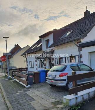 Front - 6 Zimmer Mehrfamilienhaus, Wohnhaus in Elsdorf