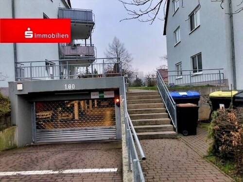 Tiefgaragenzufahrt - 