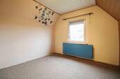 Schlafzimmer OG (2) - Einfamilienhaus in Süderholz zum Kaufen