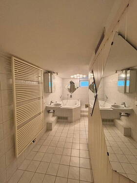 Wellnessbereich KG - 