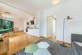 Wohnen - 2 Zimmer Etagenwohnung in Frankfurt am Main