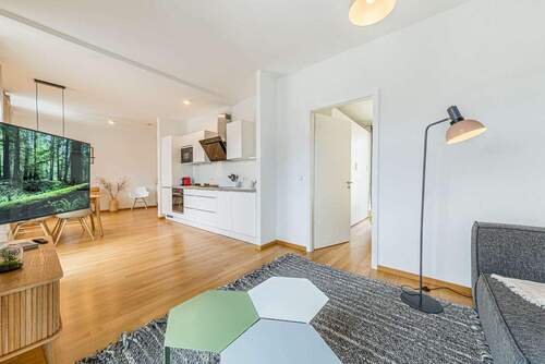 Wohnen - 2 Zimmer Etagenwohnung in Frankfurt am Main