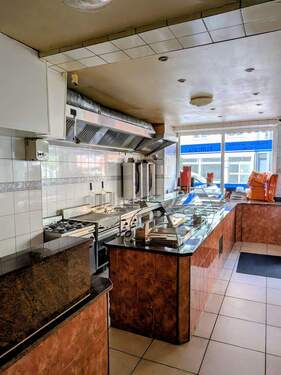 Gewerbe Küche/Verkauf - 1 Zimmer Mehrfamilienhaus, Wohnhaus zum Kaufen in Pirmasens