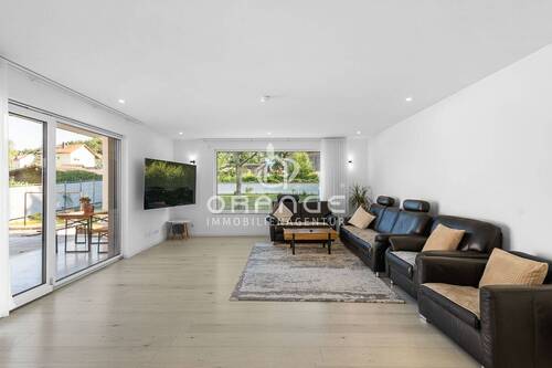 Wohnzimmer - Sanierte Perfektion trifft Energieeffizienz - Einziehen & Wohlfühlen wie im Neubau