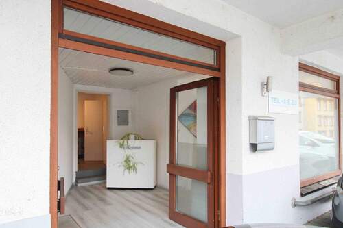 Eingang - Gewerbeobjekt (Büro, Produktion, Verkauf) zum Kaufen in Pforzheim