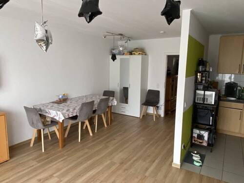 Beispielwohnung 2: offene Küche und Eßbereich - 