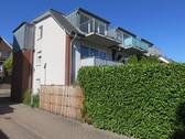 Seitenansicht des 3-Familienhauses - Mehrfamilienhaus, Wohnhaus mit 505,00 m&sup2; in Tönisvorst zum Kaufen