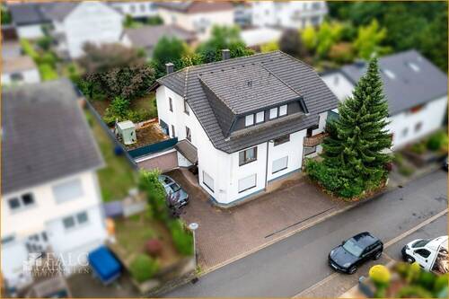 Drohne - 9 Zimmer Mehrfamilienhaus, Wohnhaus in Wiesloch / Baiertal