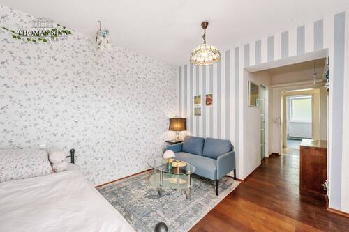 EG: Schlafzimmer - 