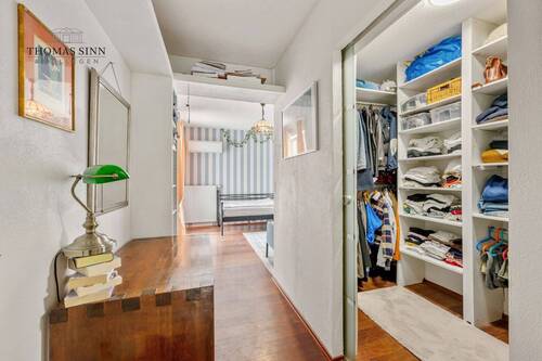 EG: Schlafzimmer - 