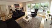 Wohnzimmer - moderne Eigentumswohnung mit riesen Südbalkon in Velbert-Langenberg
