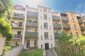 Hofansicht - TERRASSENWOHNUNG IM LEIPZIGER WESTEN 2 Zimmer mit Garten, Einbauküche & Parkettboden