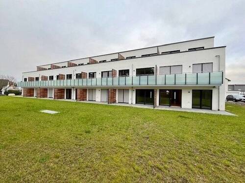 Haus Rückseite - 3 Zimmer Etagenwohnung zum Kaufen in Linkenheim-Hochstetten