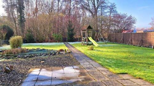 Sonnige Seite - 1 Zimmer Mehrfamilienhaus, Wohnhaus in Hagenburg