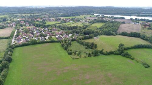 Das Baugrundstück liegt nahezu in Dorfrandlage - Nahe Eutin - Baugrundstück in sehr ruhiger Lage