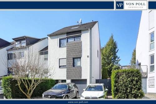 Vorderseite - Attraktives Reihenendhaus mit Top-Ausstattung und schönem Grundstück