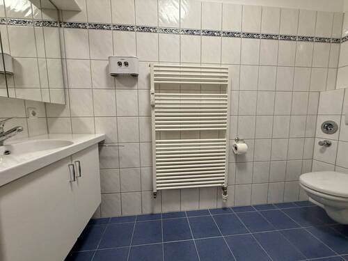Badezimmer Ansicht 1 - 