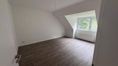 Hohe Decken, helle Räume - 