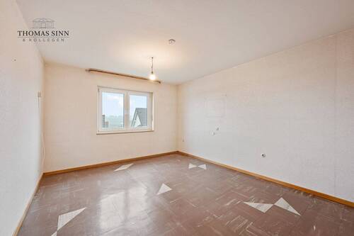 EG: Schlafzimmer - 