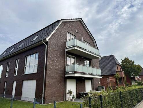 Gebäudeansicht 1 - Moderne freundliche 2 Zimmer Wohnung in Garstedt
